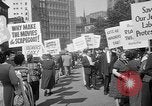 Standbild Steuerprotest für Filme New York City USA, 1961, aus Sekunde 34 historischem Filmmaterial Videoclip 65675072265