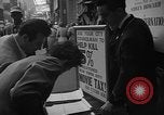 Standbild Film steuern Protest New York City USA, 1954, aus Sekunde 19 historischem Filmmaterial Videoclip 65675072267