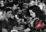 Standbild Hollywood Kantine Hollywood Los Angeles California USA, 1943, aus Sekunde 12 historischem Filmmaterial Videoclip 65675072278