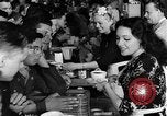 Standbild Hollywood Kantine Hollywood Los Angeles California USA, 1943, aus Sekunde 19 historischem Filmmaterial Videoclip 65675072278