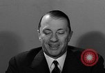 Immagine di Graham McNamee Cleveland Ohio USA, 1941, secondo 46 filmato di repertorio 65675072293