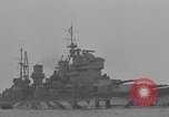 Standbild HMS King George V Halifax Nova Scotia, 1941, aus Sekunde 34 historischem Filmmaterial Videoclip 65675072295