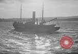 Standbild HMS King George V Halifax Nova Scotia, 1941, aus Sekunde 60 historischem Filmmaterial Videoclip 65675072295