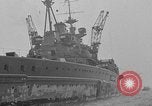 Standbild HMS King George V Halifax Nova Scotia, 1941, aus Sekunde 39 historischem Filmmaterial Videoclip 65675072297