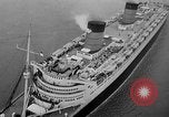 Immagine di Luxury Liner Queen Elizabeth Southampton Inghilterra, 1946, secondo 35 filmato di repertorio 65675072300