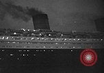 Immagine di Luxury Liner Queen Elizabeth Southampton Inghilterra, 1946, secondo 44 filmato di repertorio 65675072300