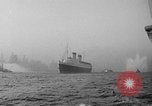 Immagine di Luxury Liner Queen Elizabeth Southampton Inghilterra, 1946, secondo 59 filmato di repertorio 65675072300
