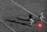 Standbild Fußballspiel West Point New York USA, 1946, aus Sekunde 13 historischem Filmmaterial Videoclip 65675072301