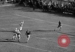 Standbild Fußballspiel West Point New York USA, 1946, aus Sekunde 19 historischem Filmmaterial Videoclip 65675072301