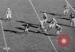 Standbild Fußballspiel West Point New York USA, 1946, aus Sekunde 28 historischem Filmmaterial Videoclip 65675072301