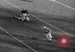 Standbild Fußballspiel West Point New York USA, 1946, aus Sekunde 50 historischem Filmmaterial Videoclip 65675072301