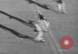 Standbild Fußballspiel West Point New York USA, 1946, aus Sekunde 53 historischem Filmmaterial Videoclip 65675072301