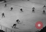 Standbild Eishockeymatch Kanada, 1946, aus Sekunde 21 historischem Filmmaterial Videoclip 65675072302