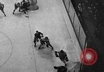 Standbild Eishockeymatch Kanada, 1946, aus Sekunde 36 historischem Filmmaterial Videoclip 65675072302
