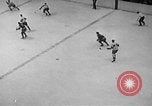 Standbild Eishockeymatch Kanada, 1946, aus Sekunde 41 historischem Filmmaterial Videoclip 65675072302