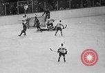 Standbild Eishockeymatch Kanada, 1946, aus Sekunde 46 historischem Filmmaterial Videoclip 65675072302