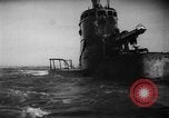 Standbild Japanische Unterwasserflächen Indischer Ozean, 1942, aus Sekunde 25 historischem Filmmaterial Videoclip 65675072303