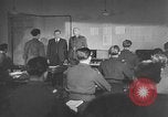 Standbild geheime Schule London England Vereinigtes Königreich, 1942, aus Sekunde 12 historischem Filmmaterial Videoclip 65675072309