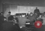Standbild geheime Schule London England Vereinigtes Königreich, 1942, aus Sekunde 20 historischem Filmmaterial Videoclip 65675072309