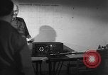 Standbild geheime Schule London England Vereinigtes Königreich, 1942, aus Sekunde 43 historischem Filmmaterial Videoclip 65675072309