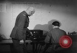 Standbild geheime Schule London England Vereinigtes Königreich, 1942, aus Sekunde 49 historischem Filmmaterial Videoclip 65675072309