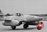 Standbild Messerschmitt Me 262 Deutschland, 1947, aus Sekunde 55 historischem Filmmaterial Videoclip 65675072355