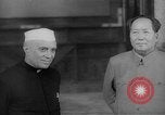Immagine di Jawaharlal Nehru Cina, 1954, secondo 25 filmato di repertorio 65675072366