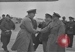 Immagine di George Marshall Carlett Cina, 1945, secondo 17 filmato di repertorio 65675072368