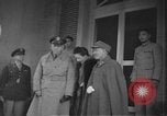 Immagine di George Marshall Carlett Cina, 1945, secondo 44 filmato di repertorio 65675072368