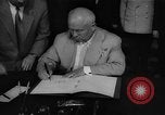 Immagine di Nikita Khrushchev handshake Cina, 1957, secondo 16 filmato di repertorio 65675072369