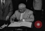 Immagine di Nikita Khrushchev handshake Cina, 1957, secondo 18 filmato di repertorio 65675072369