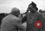 Immagine di Nikita Khrushchev handshake Cina, 1957, secondo 27 filmato di repertorio 65675072369