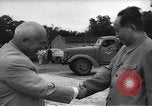 Immagine di Nikita Khrushchev handshake Cina, 1957, secondo 47 filmato di repertorio 65675072369