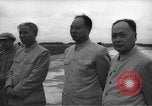 Immagine di Nikita Khrushchev handshake Cina, 1957, secondo 49 filmato di repertorio 65675072369