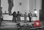 Immagine di Presidente e Madame Chiang Kai Shek Cina, 1948, secondo 43 filmato di repertorio 65675072370