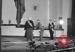Immagine di Presidente e Madame Chiang Kai Shek Cina, 1948, secondo 45 filmato di repertorio 65675072370