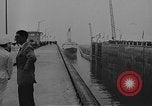 Standbild St Lawrence Seaway geöffnet wird Quebec Kanada, 1959, aus Sekunde 39 historischem Filmmaterial Videoclip 65675072372