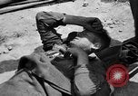Immagine di Feriti soldati alleati Monte Cassino in Italia, 1944, secondo 8 filmato di repertorio 65675072377
