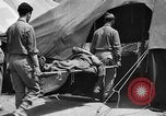 Immagine di Feriti soldati alleati Monte Cassino in Italia, 1944, secondo 15 filmato di repertorio 65675072377