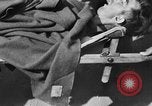 Immagine di Feriti soldati alleati Monte Cassino in Italia, 1944, secondo 50 filmato di repertorio 65675072377