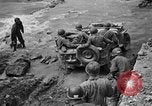 Standbild Deutschland Infanterie Monte Cassino Italien, 1944, aus Sekunde 37 historischem Filmmaterial Videoclip 65675072378