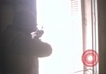 Standbild United States Marines Hue Vietnam, 1968, aus Sekunde 28 historischem Filmmaterial Videoclip 65675072393