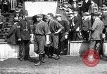 Immagine di Esercito Marina versus baseball a Anglo American Baseball League Londra Inghilterra Regno Unito, 1917, secondo 6 filmato di repertorio 65675072434