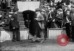 Immagine di Esercito Marina versus baseball a Anglo American Baseball League Londra Inghilterra Regno Unito, 1917, secondo 12 filmato di repertorio 65675072434