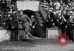 Immagine di Esercito Marina versus baseball a Anglo American Baseball League Londra Inghilterra Regno Unito, 1917, secondo 25 filmato di repertorio 65675072434