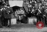 Immagine di Esercito Marina versus baseball a Anglo American Baseball League Londra Inghilterra Regno Unito, 1917, secondo 29 filmato di repertorio 65675072434