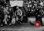 Immagine di Esercito Marina versus baseball a Anglo American Baseball League Londra Inghilterra Regno Unito, 1917, secondo 38 filmato di repertorio 65675072434
