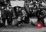 Immagine di Esercito Marina versus baseball a Anglo American Baseball League Londra Inghilterra Regno Unito, 1917, secondo 39 filmato di repertorio 65675072434