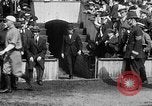 Immagine di Esercito Marina versus baseball a Anglo American Baseball League Londra Inghilterra Regno Unito, 1917, secondo 42 filmato di repertorio 65675072434