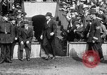 Immagine di Esercito Marina versus baseball a Anglo American Baseball League Londra Inghilterra Regno Unito, 1917, secondo 43 filmato di repertorio 65675072434